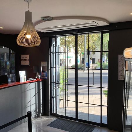 Hotel Sixteen Paris موروج المظهر الخارجي الصورة